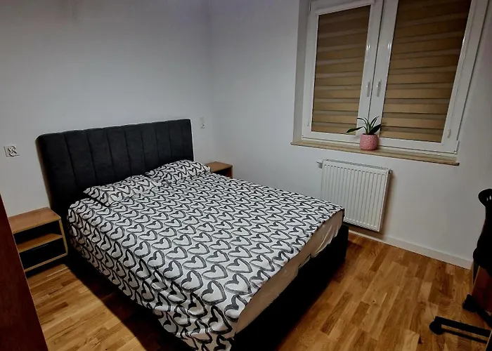 Lägenhet Multi House 3 *